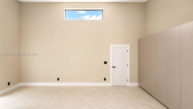 2765 NE 35th Dr, Fort Lauderdale, FL 33308