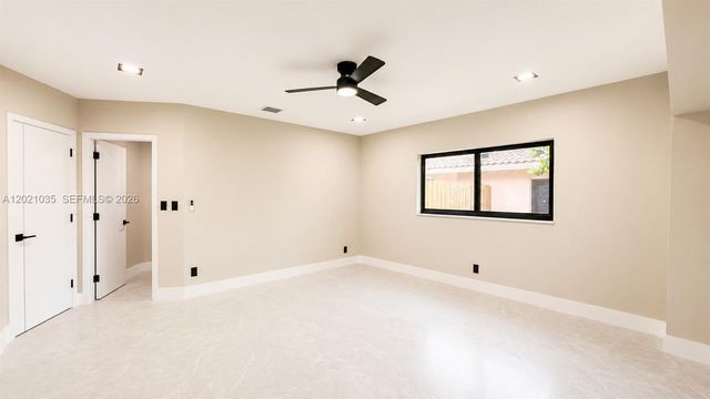 2765 NE 35th Dr, Fort Lauderdale, FL 33308