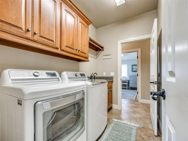 5208 Old Lantern Way, Choctaw, OK 73020