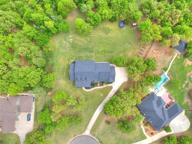 5208 Old Lantern Way, Choctaw, OK 73020