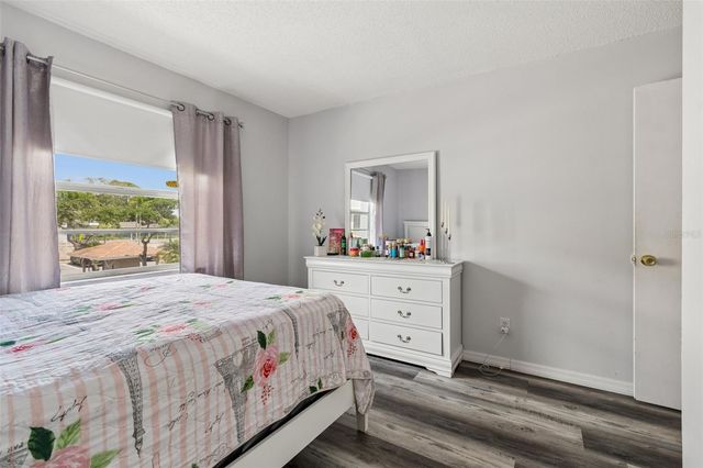 7210 N MANHATTAN AVENUE 523, Tampa, FL 33614