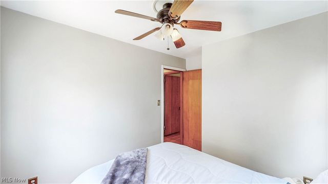 8111 Thornton Drive, Parma, OH 44129