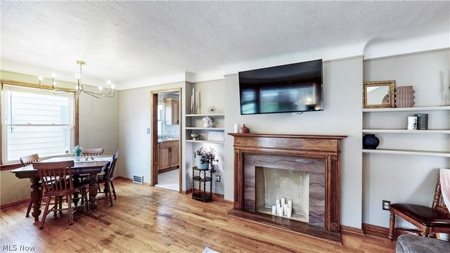 8111 Thornton Drive, Parma, OH 44129