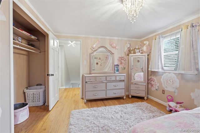27772 Santa Barbara Drive, Lathrup Village, MI 48076