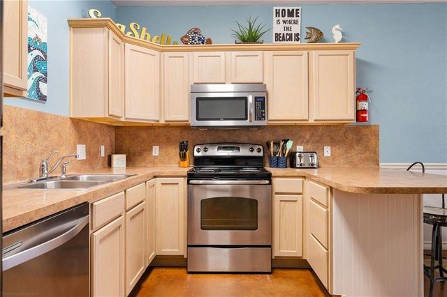 15209 S Padre Island Dr 802, Corpus Christi, TX 78418