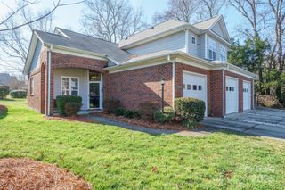 13335 Mint Lake Drive, Matthews, NC 28105