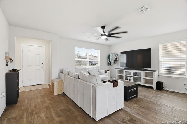 5839 Kendall Prairie, San Antonio, TX 78244