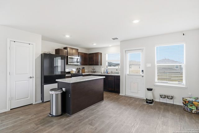 5839 Kendall Prairie, San Antonio, TX 78244