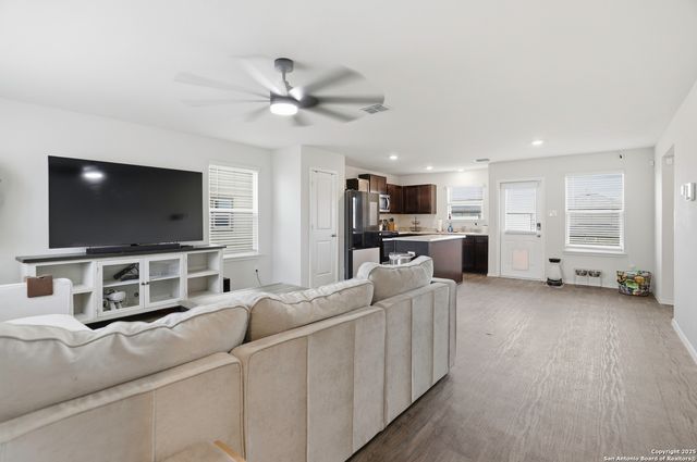 5839 Kendall Prairie, San Antonio, TX 78244