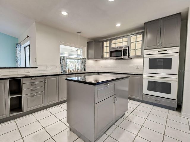 2301 VIA VENETO DRIVE, Punta Gorda, FL 33950