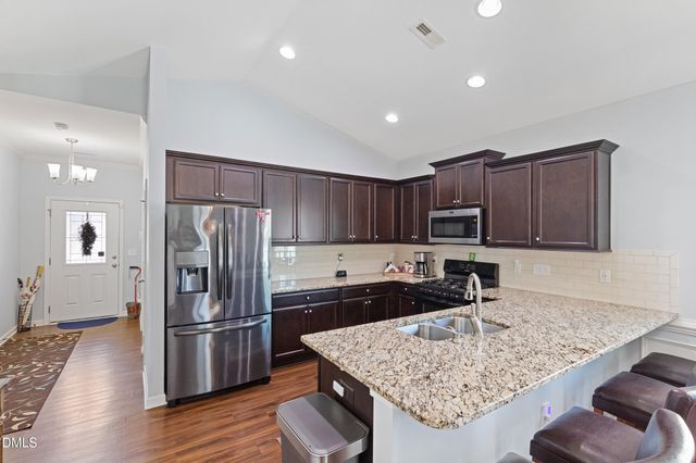 110 N Great White Way, Clayton, NC 27527