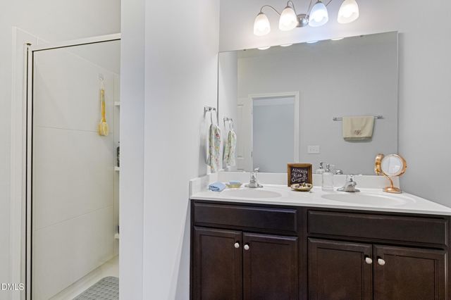 110 N Great White Way, Clayton, NC 27527