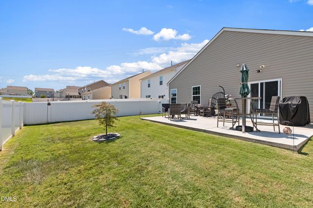 110 N Great White Way, Clayton, NC 27527
