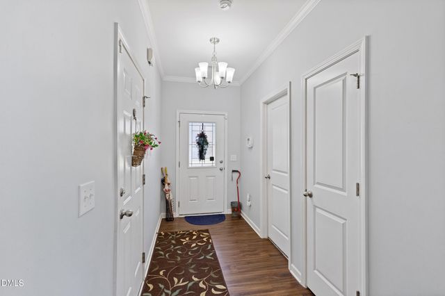 110 N Great White Way, Clayton, NC 27527