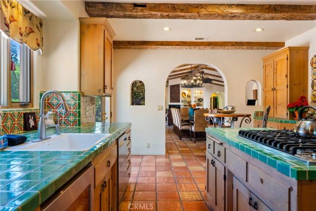 7568 Creston, Paso Robles, CA 93446