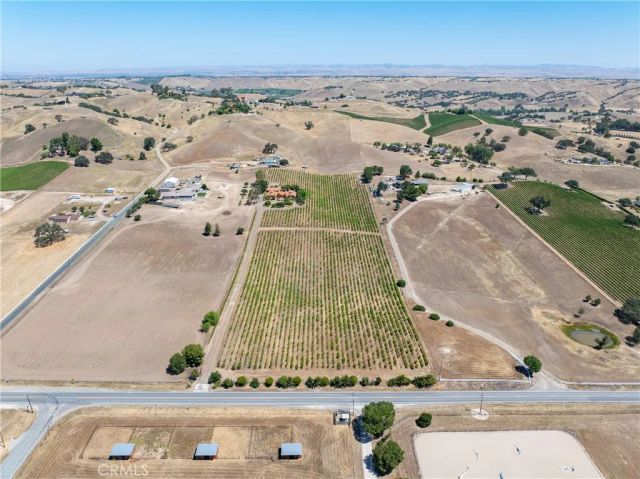 7568 Creston, Paso Robles, CA 93446