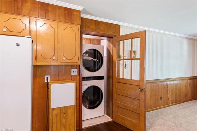 403 E McPherson Drive, Mebane, NC 27302