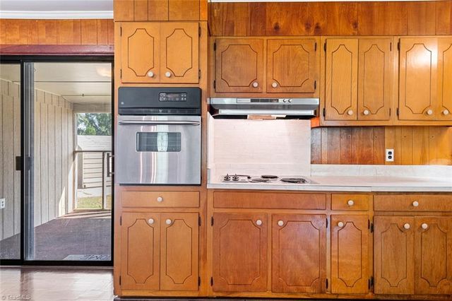 403 E McPherson Drive, Mebane, NC 27302
