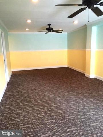 14886 LAMBETH SQ, Centreville, VA 20120