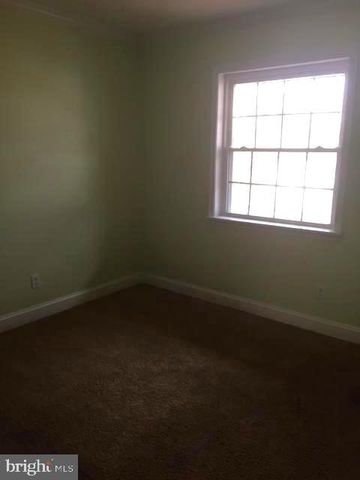 14886 LAMBETH SQ, Centreville, VA 20120