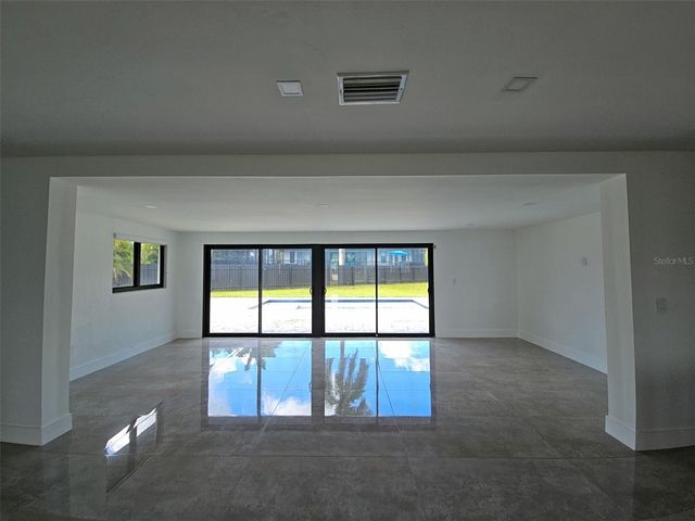 112 BAYSHORE DRIVE, Cape Coral, FL 33904