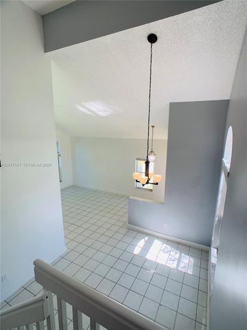 18801 NW 12th St 18801, Pembroke Pines, FL 33029