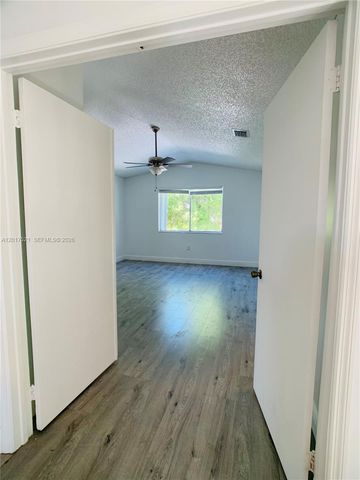 18801 NW 12th St 18801, Pembroke Pines, FL 33029