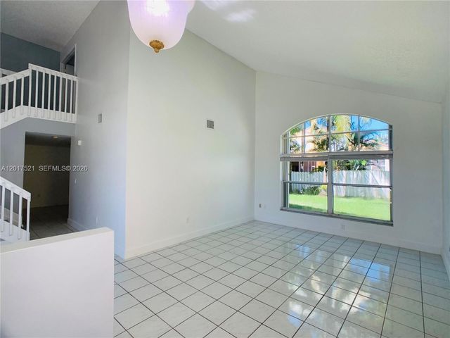 18801 NW 12th St 18801, Pembroke Pines, FL 33029