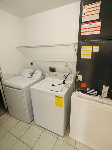 18801 NW 12th St 18801, Pembroke Pines, FL 33029