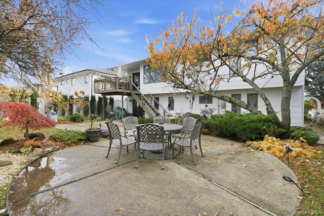 31 Regent Drive, Lido Beach, NY 11561