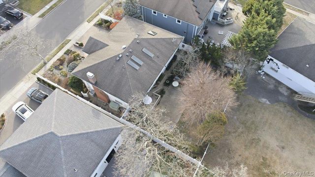 31 Regent Drive, Lido Beach, NY 11561