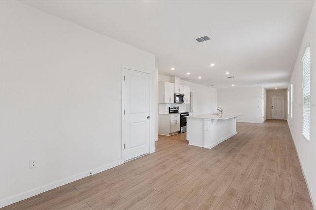 5198 BLANKET FLOWER STREET, Apopka, FL 32712