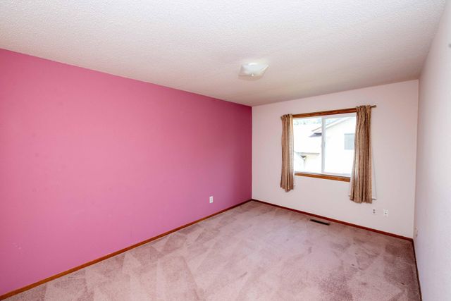 3244 Meadowbrook Court, Vadnais Heights, MN 55127
