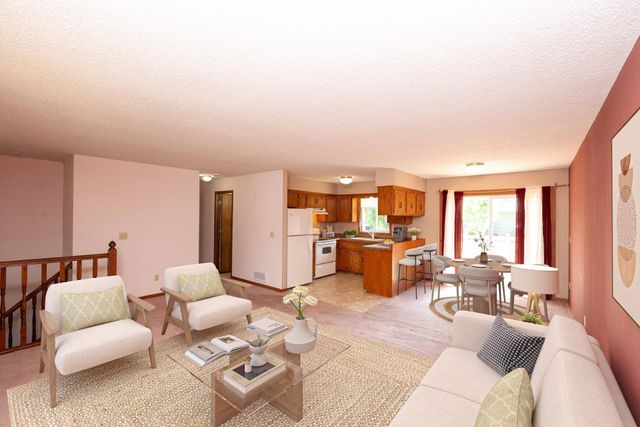 3244 Meadowbrook Court, Vadnais Heights, MN 55127