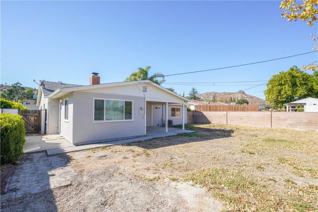 6552 Franrivers Avenue, West Hills, CA 91307