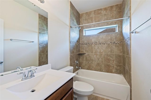 2322 Ashley Falls Lane, League City, TX 77573