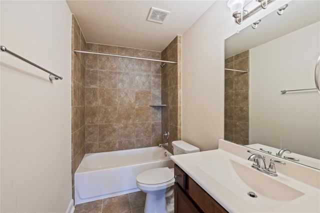 2322 Ashley Falls Lane, League City, TX 77573
