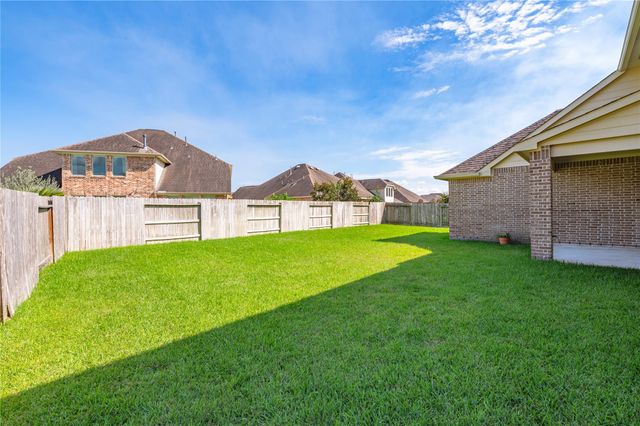 2322 Ashley Falls Lane, League City, TX 77573