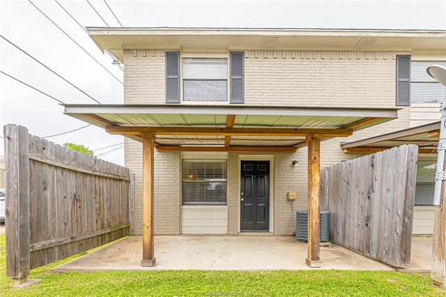 1401 Airline Drive A, College Station, TX 77845