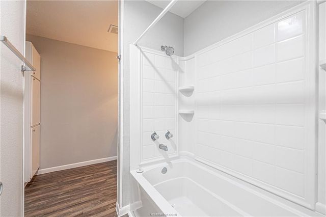 1401 Airline Drive A, College Station, TX 77845