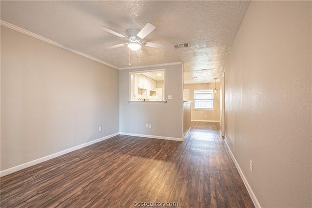 1401 Airline Drive A, College Station, TX 77845