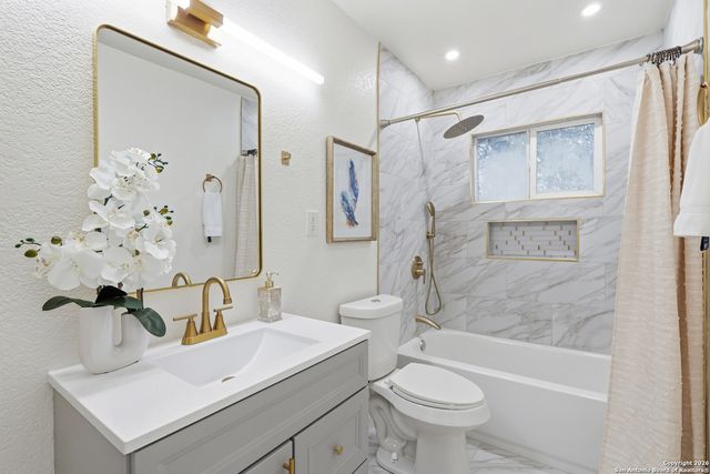 4706 Esterbrook, San Antonio, TX 78238