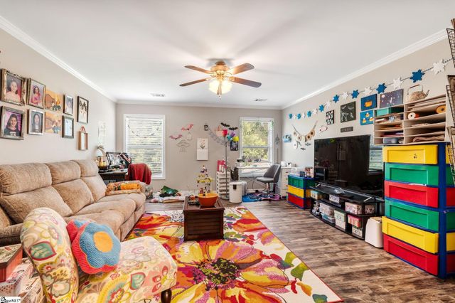 113 Hazeldeen Place, Simpsonville, SC 29680