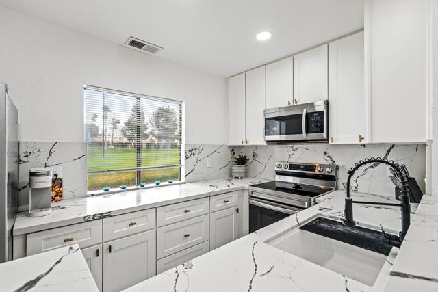 67362 Toltec Court, Cathedral City, CA 92234