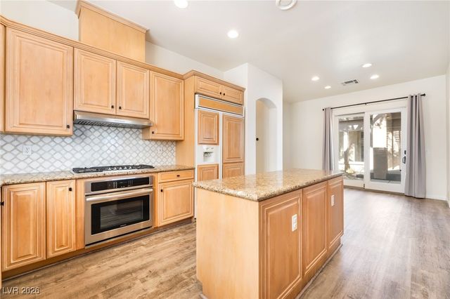 904 Pont Chartrain Drive, Las Vegas, NV 89145