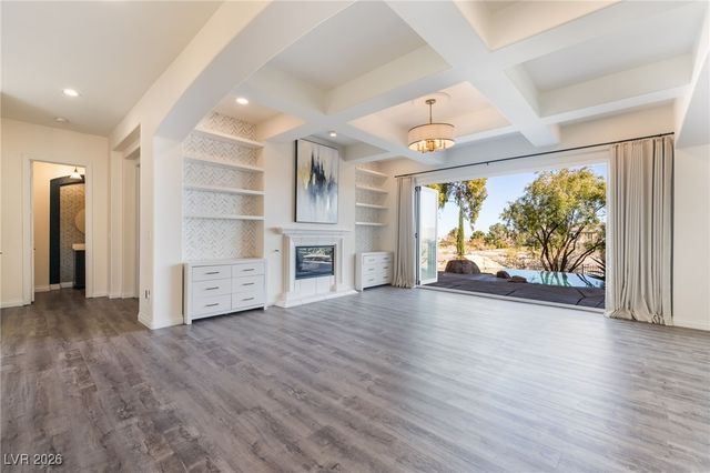 904 Pont Chartrain Drive, Las Vegas, NV 89145