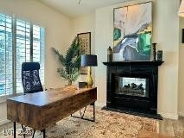 904 Pont Chartrain Drive, Las Vegas, NV 89145