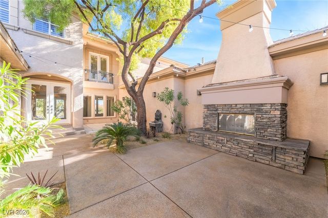 904 Pont Chartrain Drive, Las Vegas, NV 89145