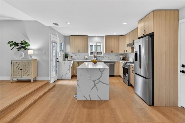 4637 Stratford Ave, Fremont, CA 94538