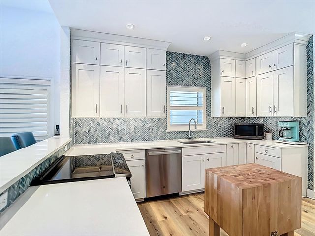 8400 MANASOTA KEY ROAD, Englewood, FL 34223